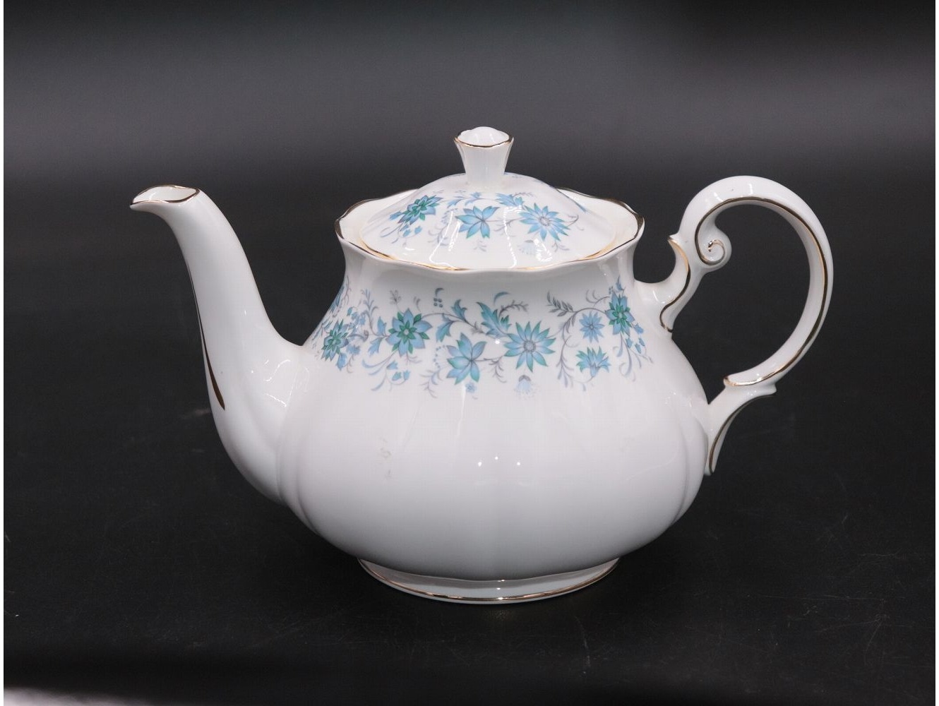 ティーポット Colclough BRAGANZA
