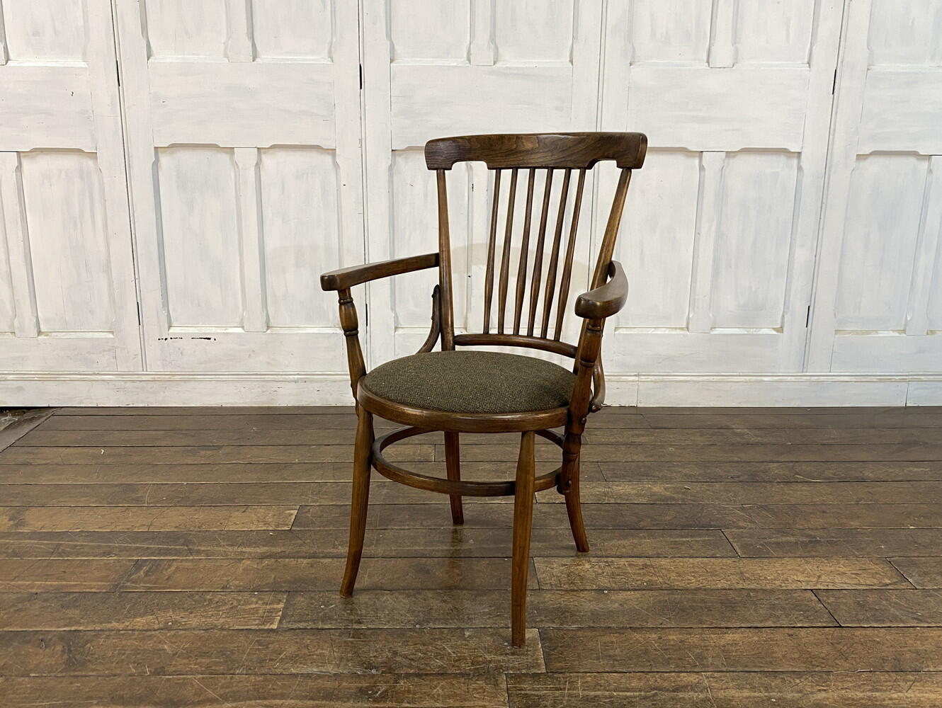 ベントウッドチェア