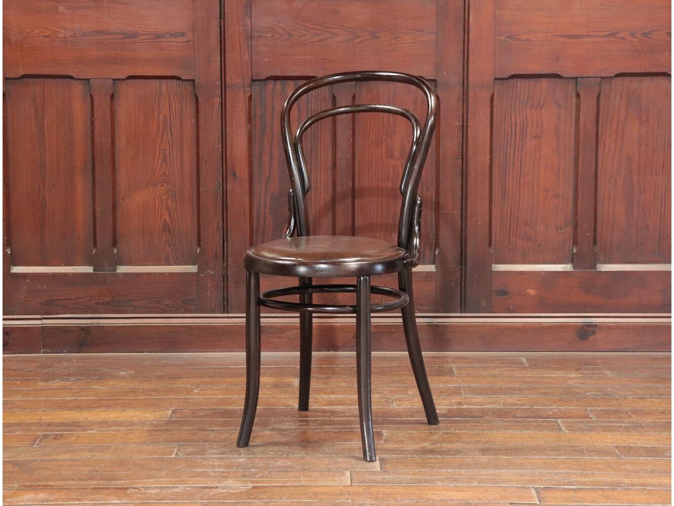 ベントウッドチェア