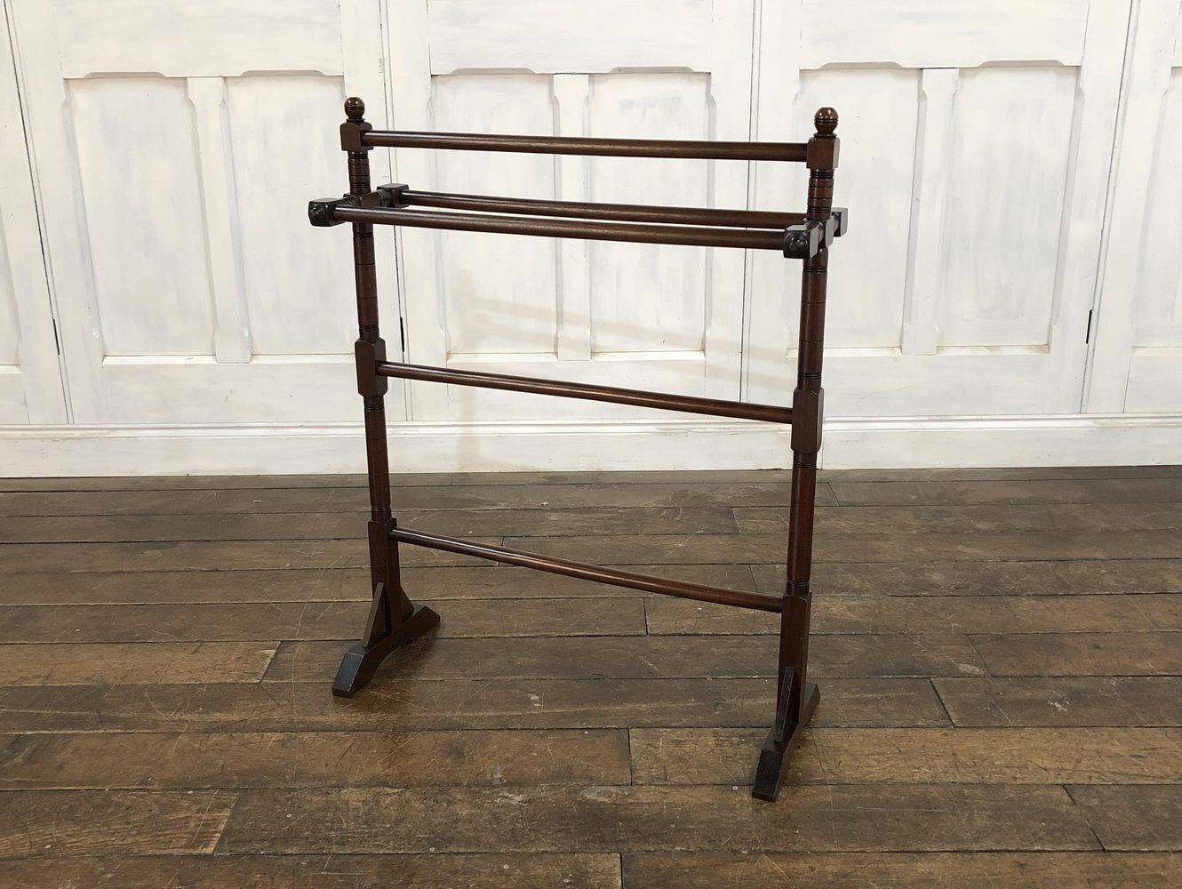 タオルハンガー