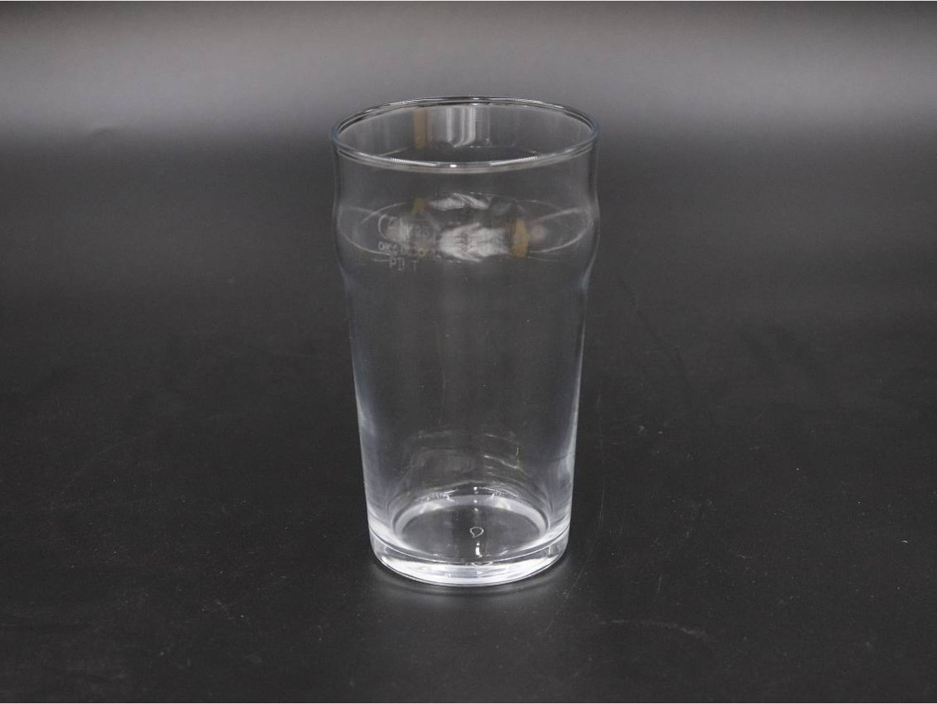 パイントグラス