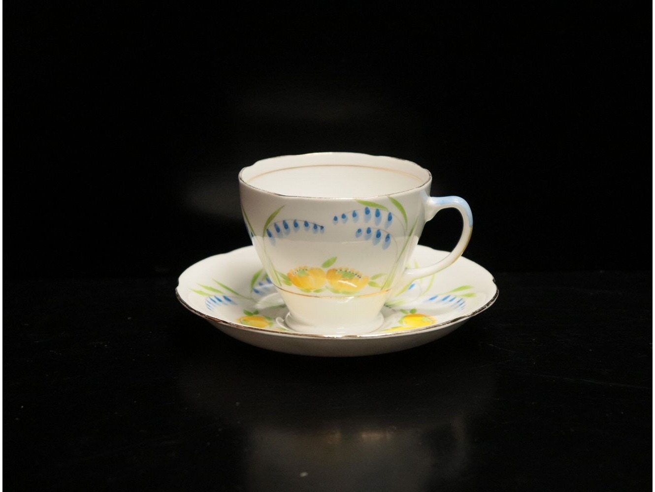 カップ＆ソーサー