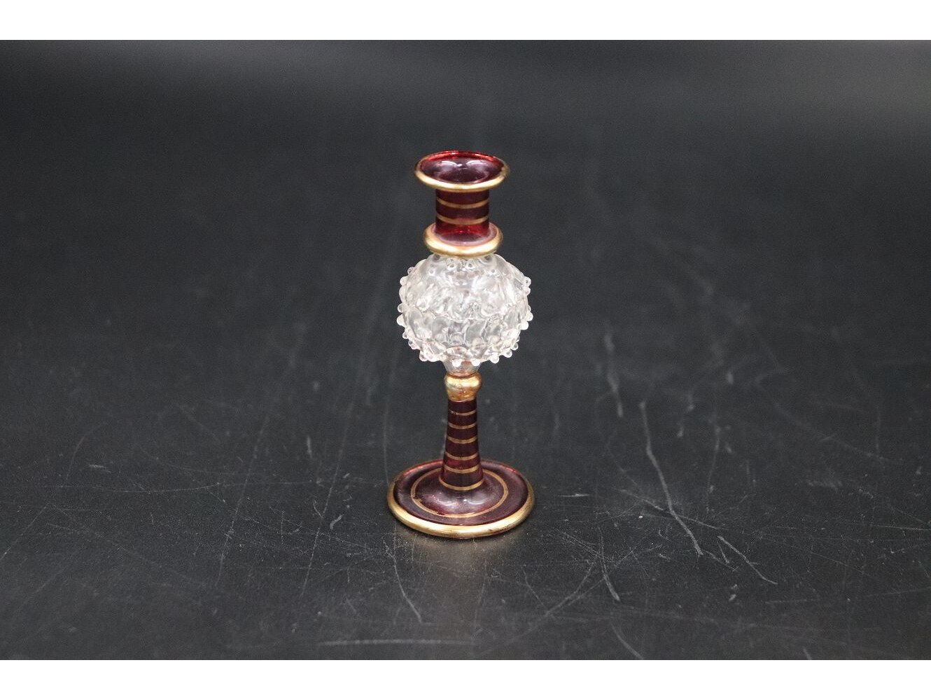 パフュームボトル