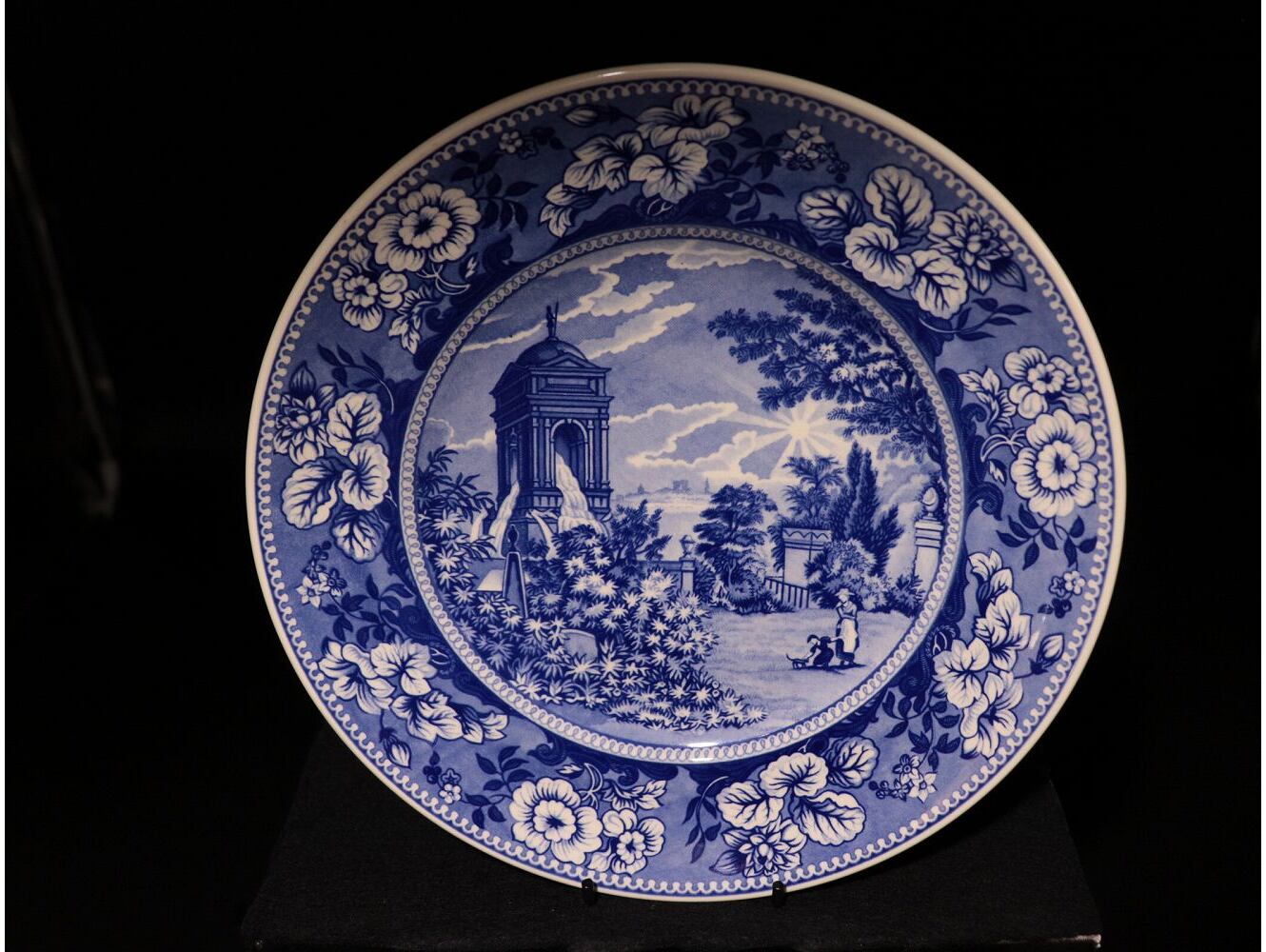 プレート WEDGWOOD Queen's Ware 'Water Tower'