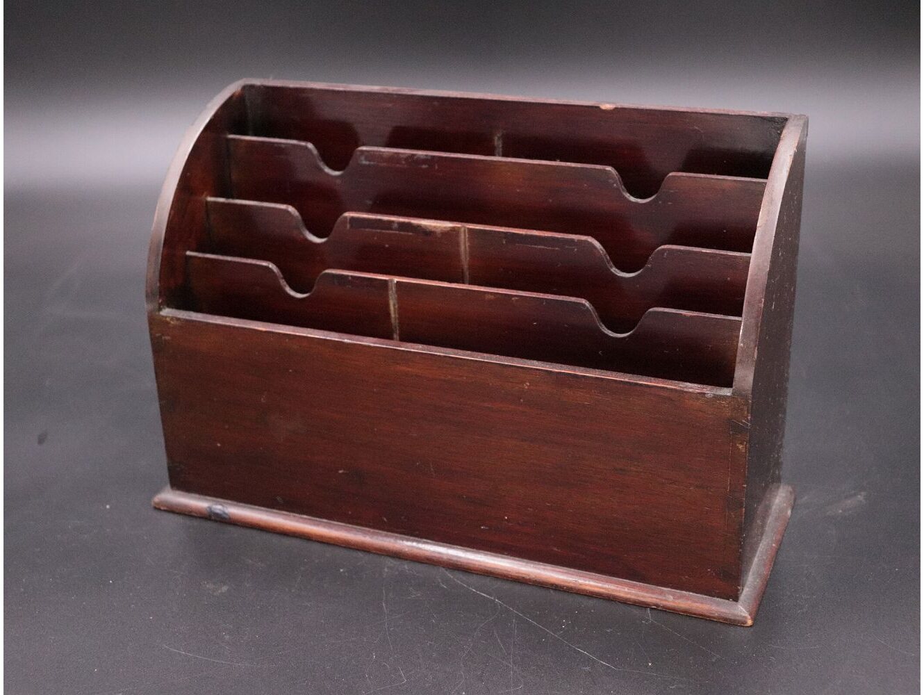 レタースタンド