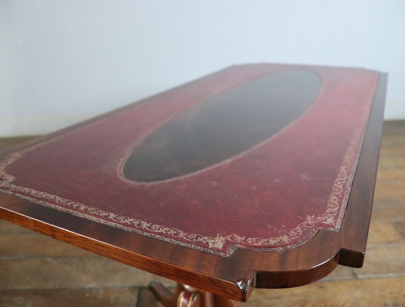 センターテーブル