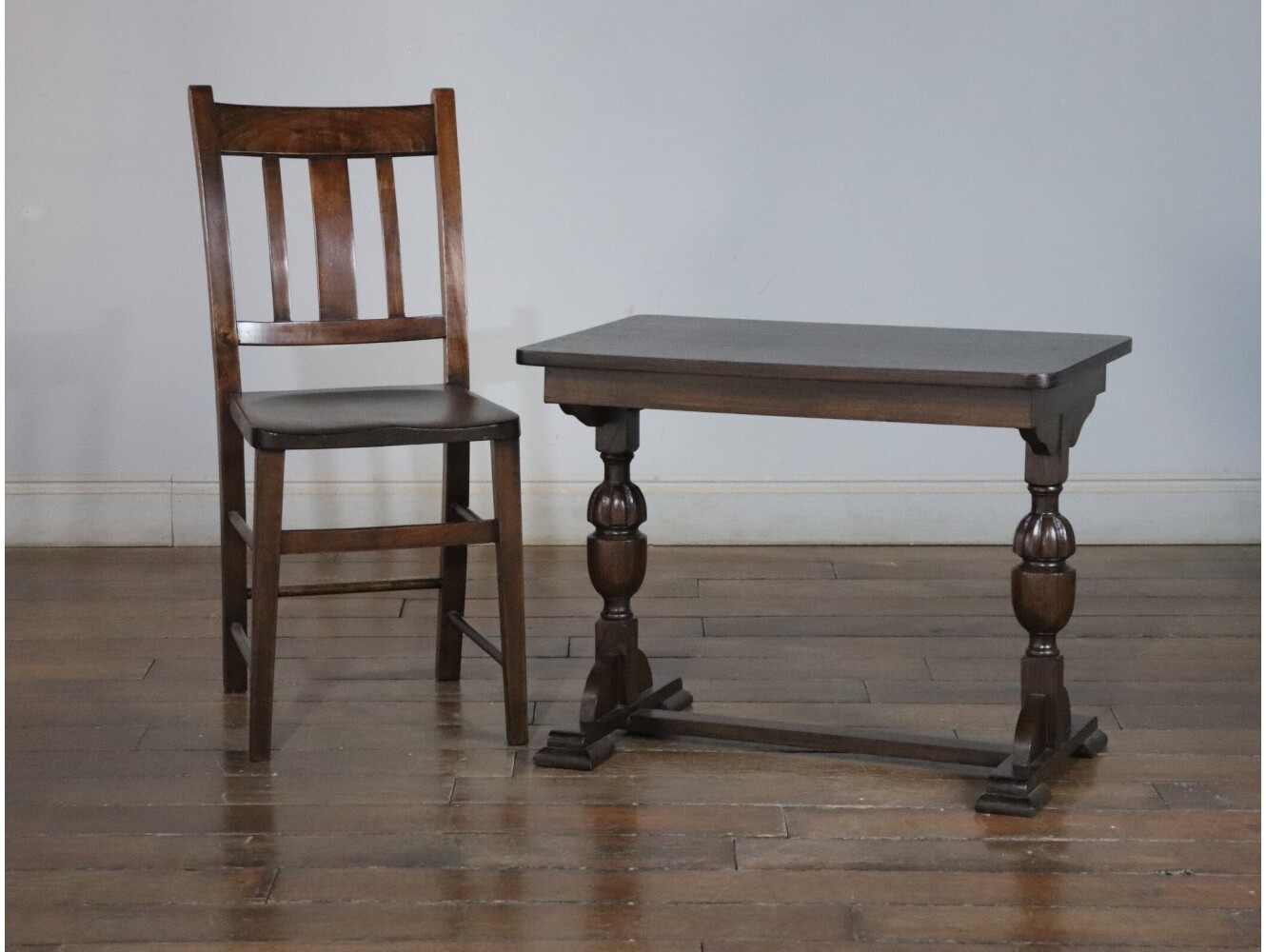 センターテーブル