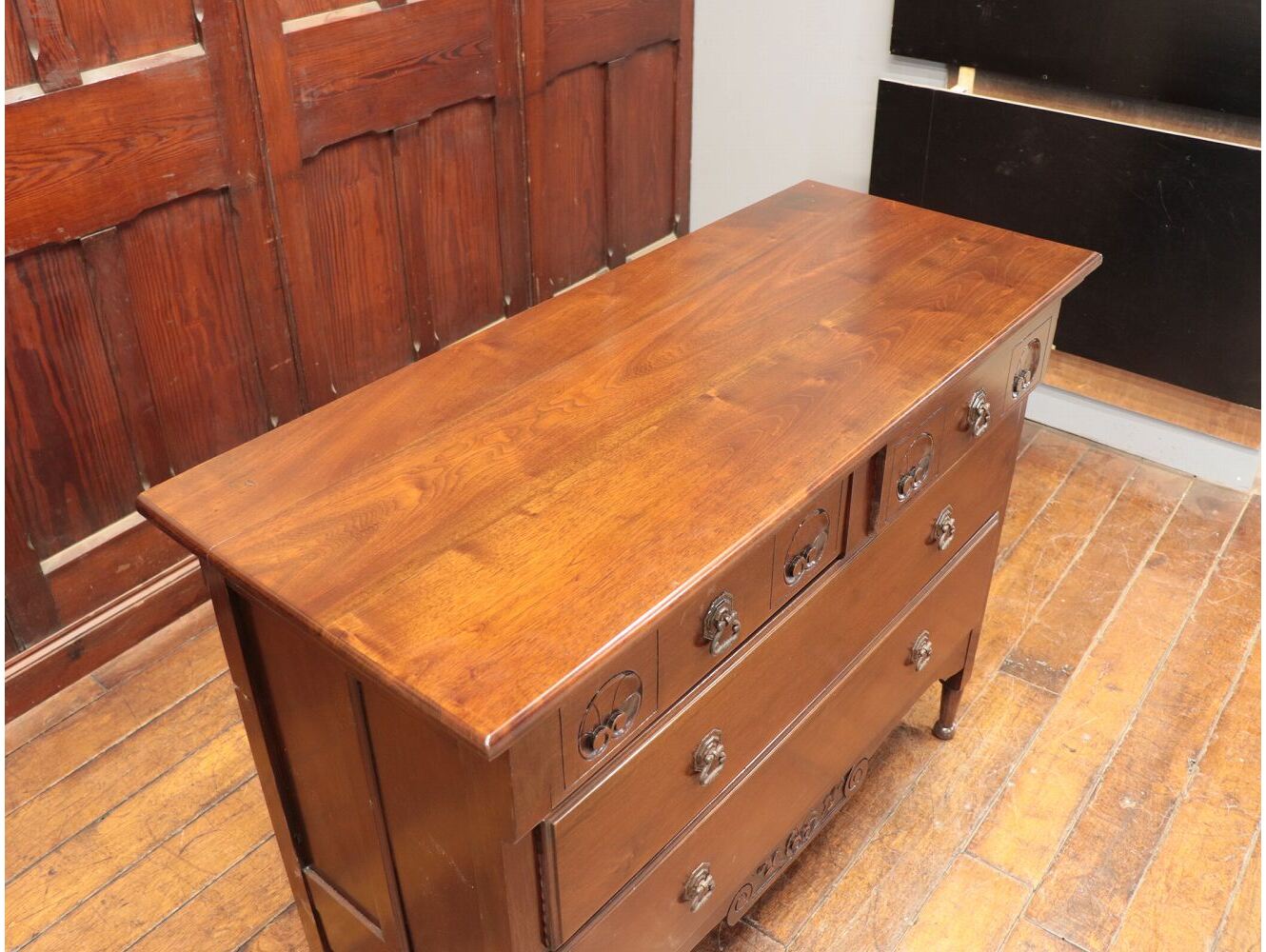 アンティーク 家具 チェスト ワードローブ 英国製 523A アンティーク 家具 チェスト ワードローブ 英国製 523A - メルカリ