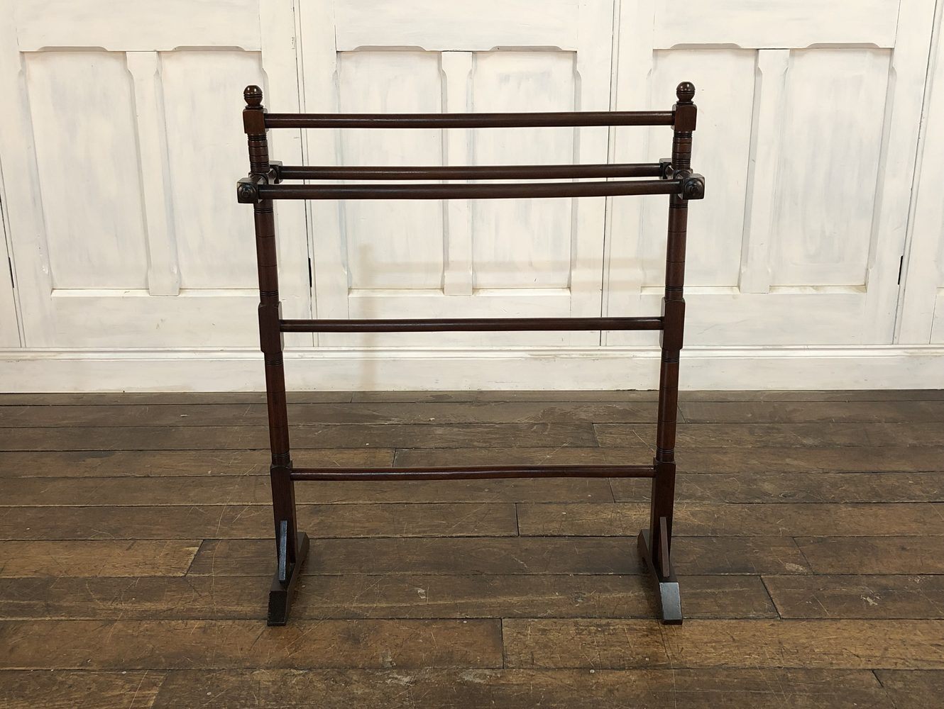 タオルハンガー