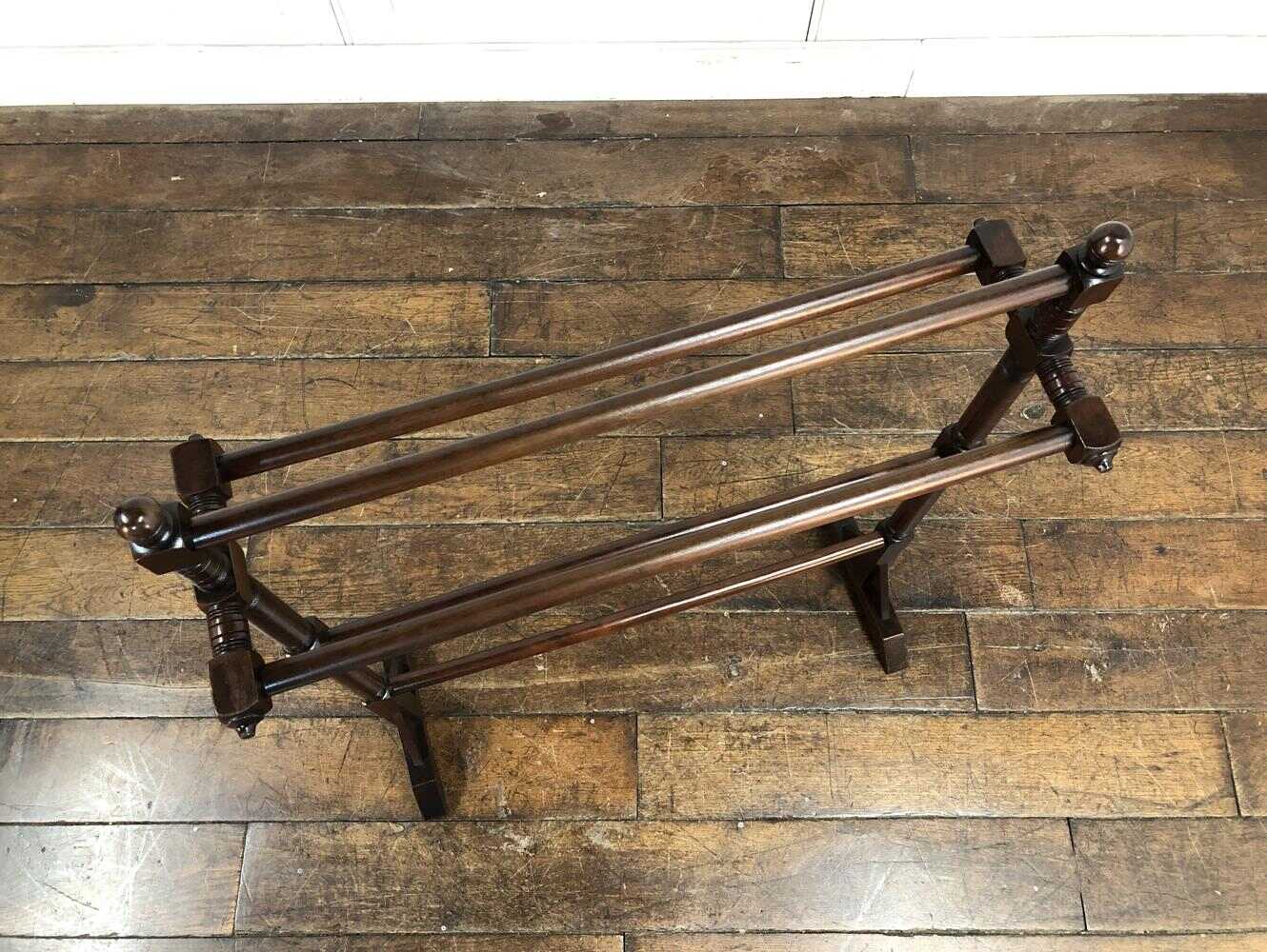 タオルハンガー