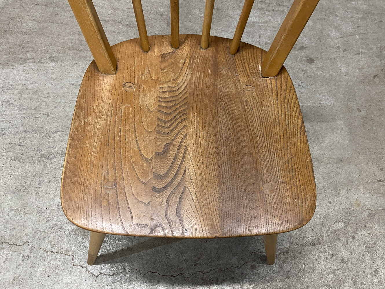 フープバックチェア ERCOL