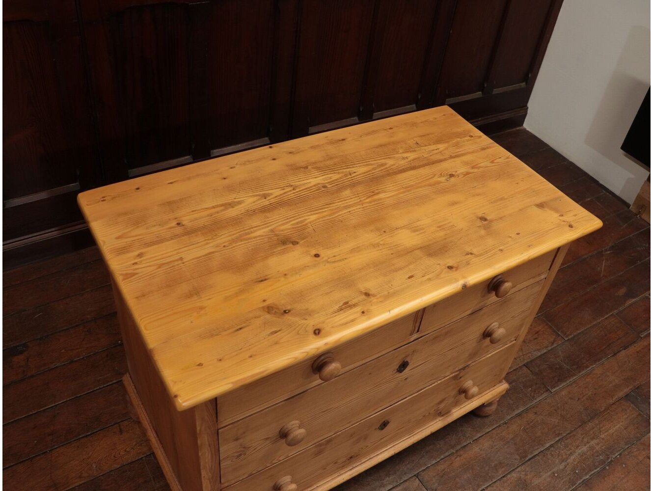 パインチェスト