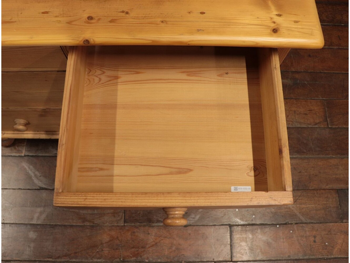 パインチェスト