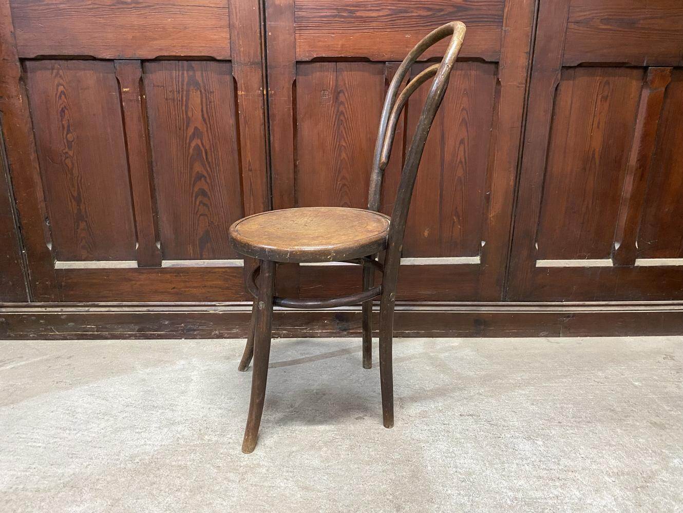 ベントウッドチェア