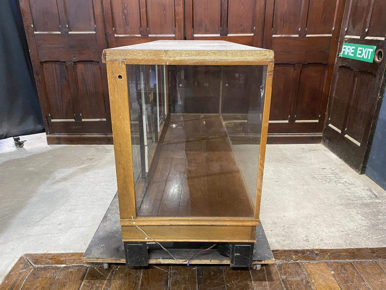 ディスプレイショーケース