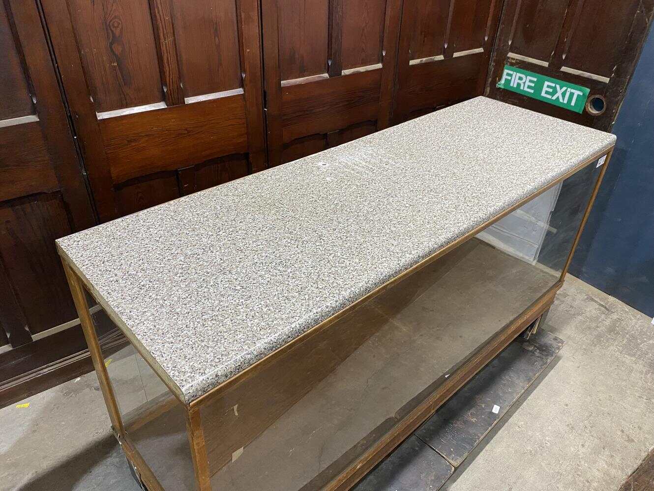 ディスプレイショーケース