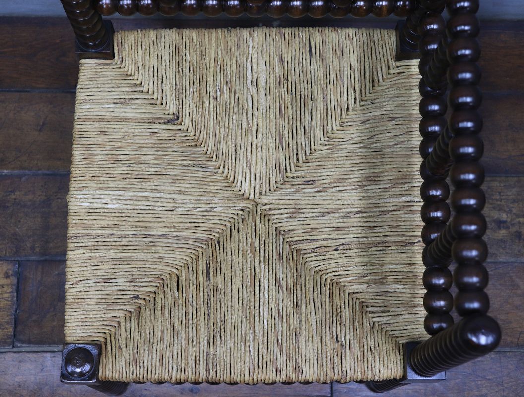 コーナーチェア