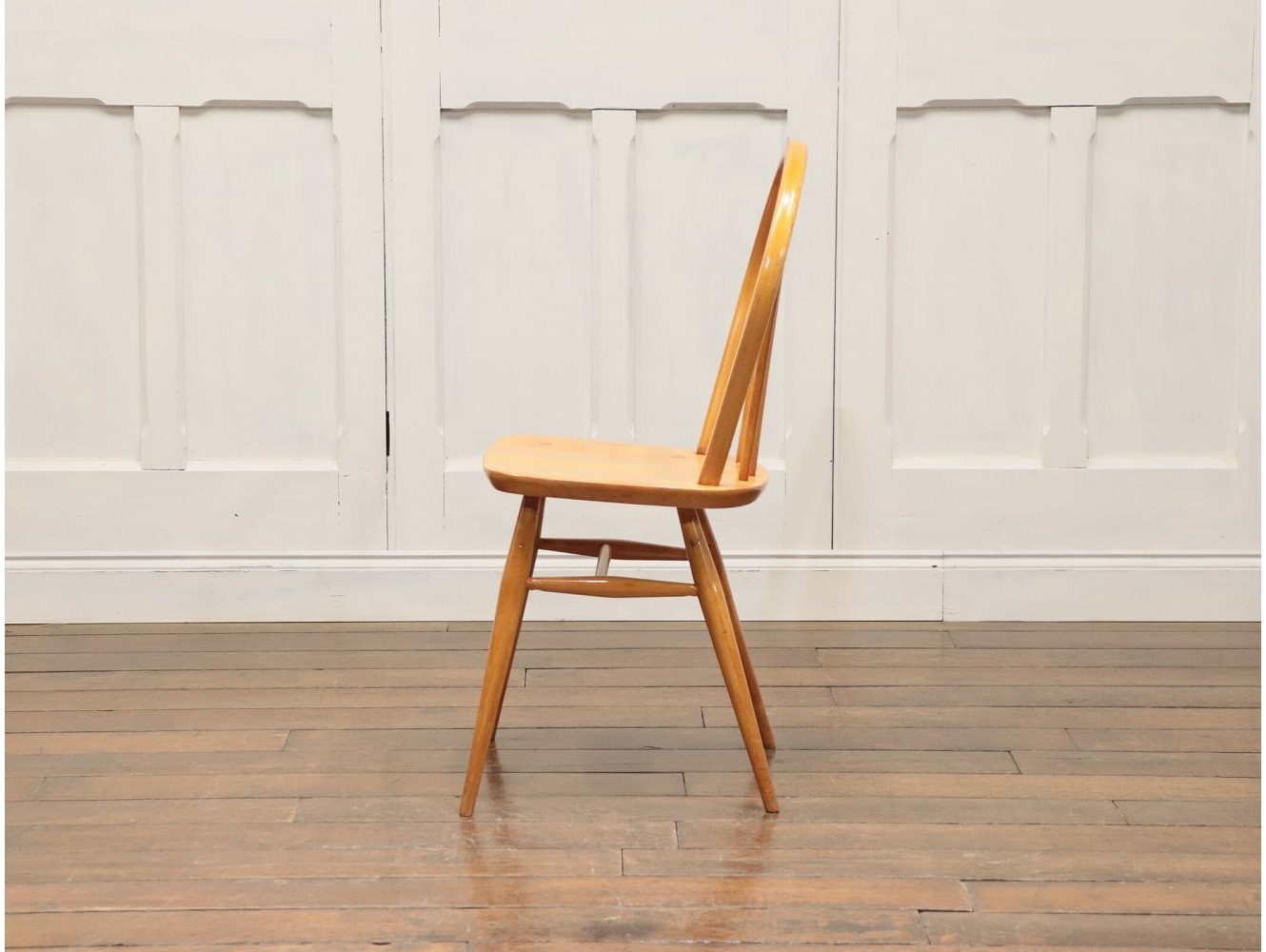 フープバックチェア ERCOL
