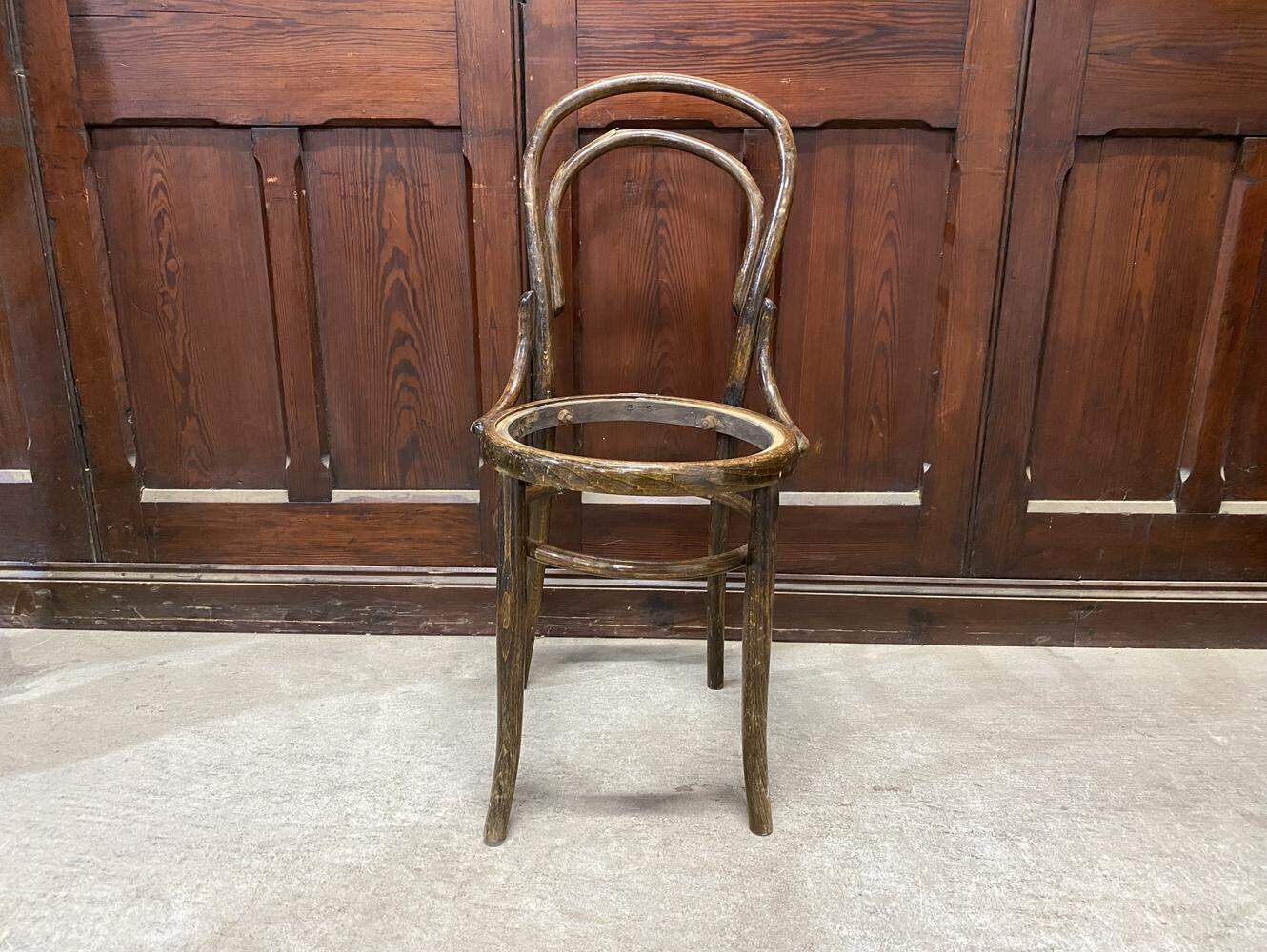 ベントウッドチェア