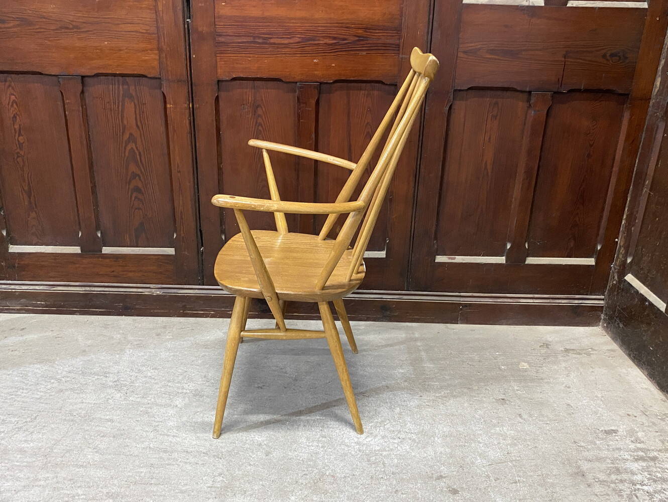 ゴールドスミスアームチェア ERCOL