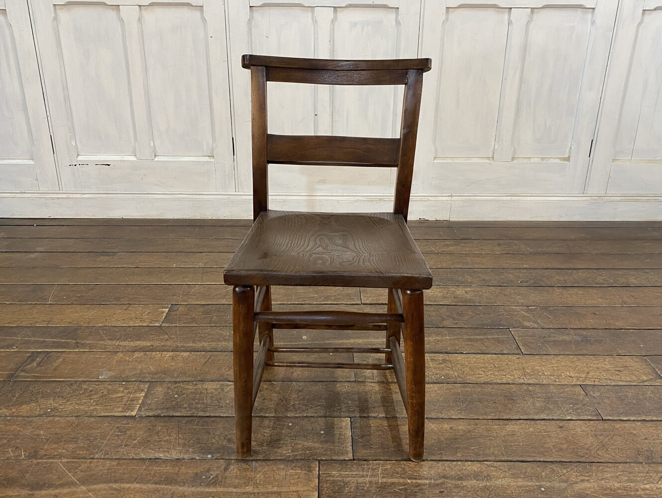 チャーチチェア