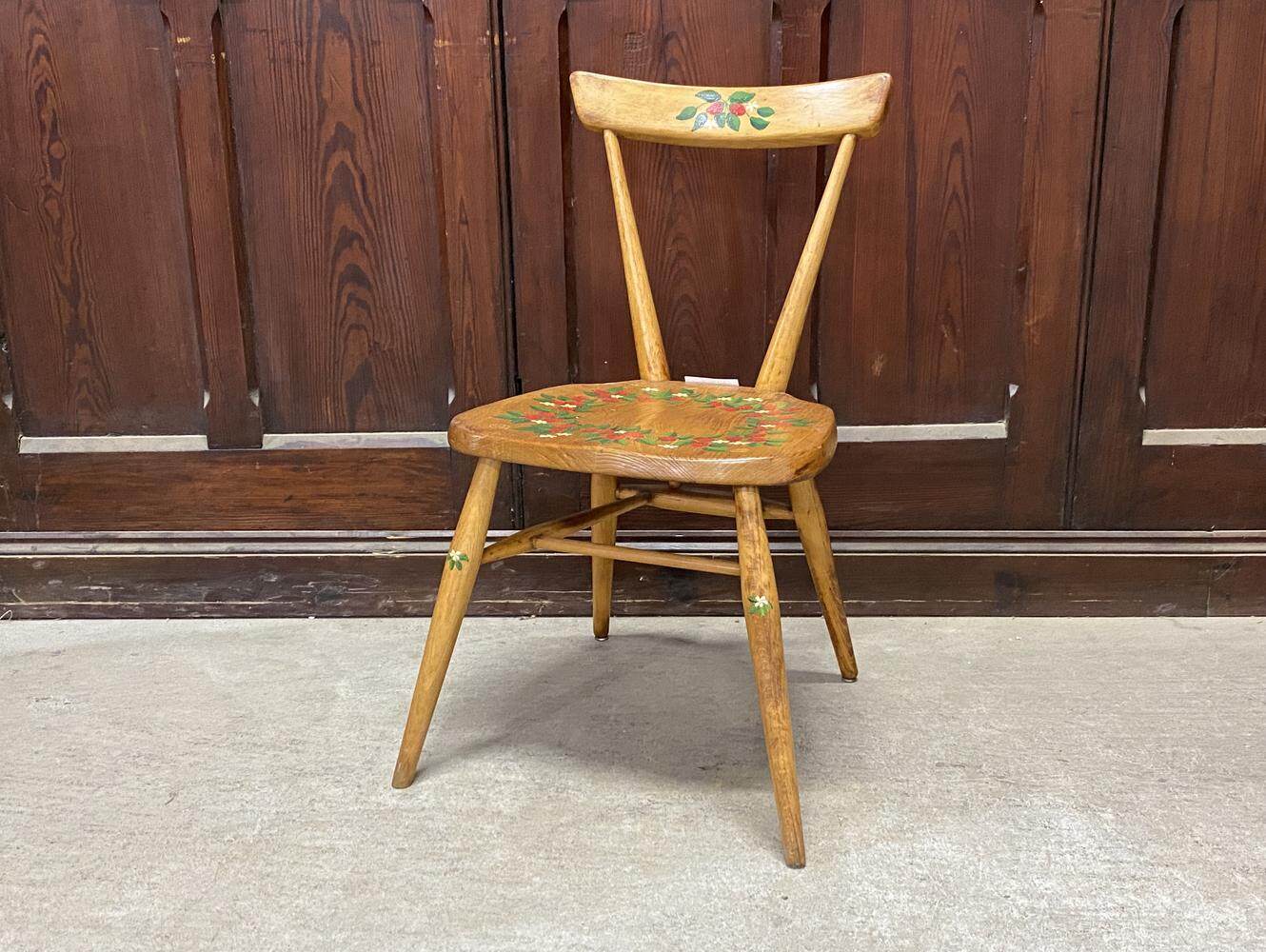 スタッキングチェア ERCOL