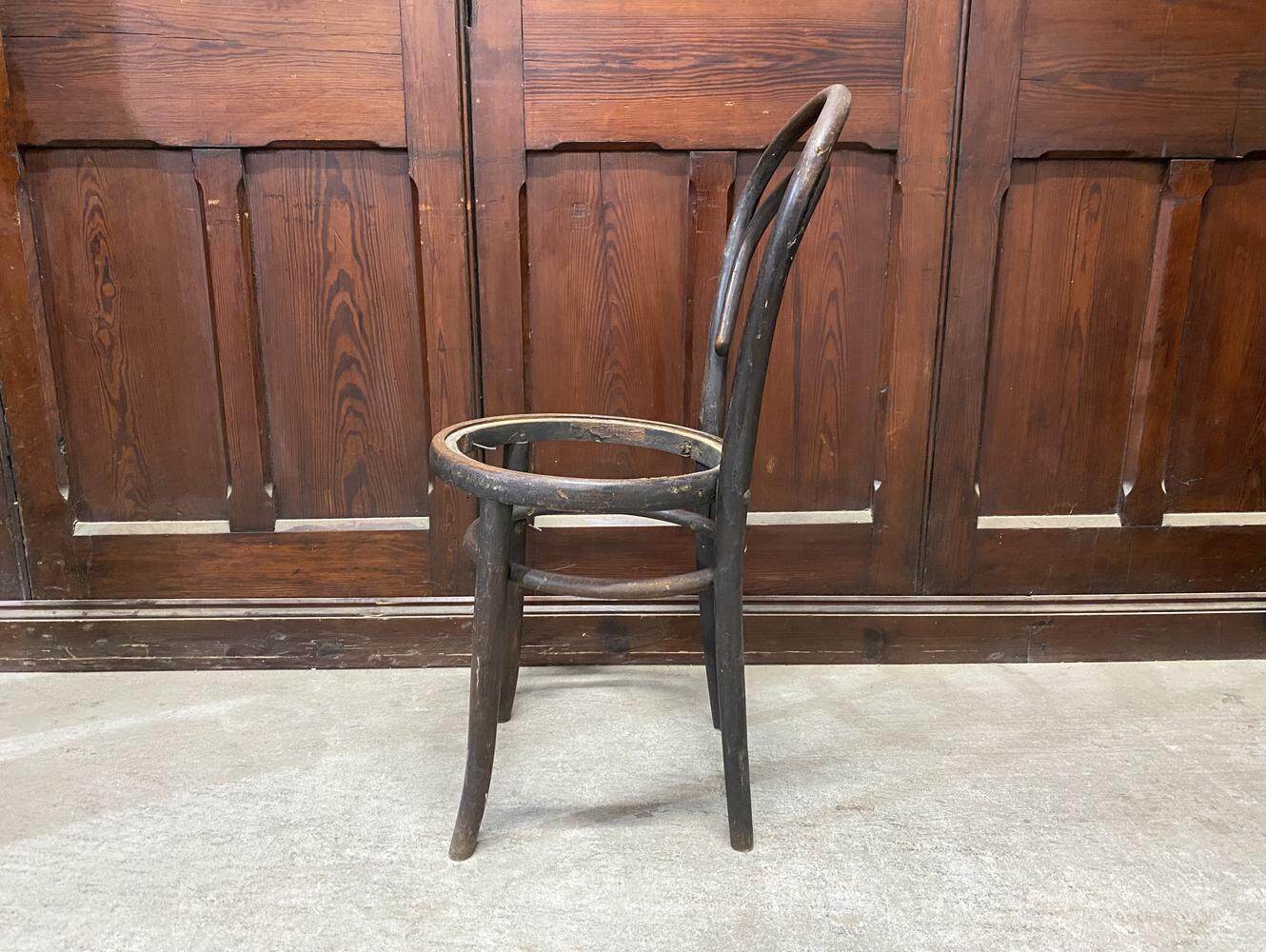 ベントウッドチェア