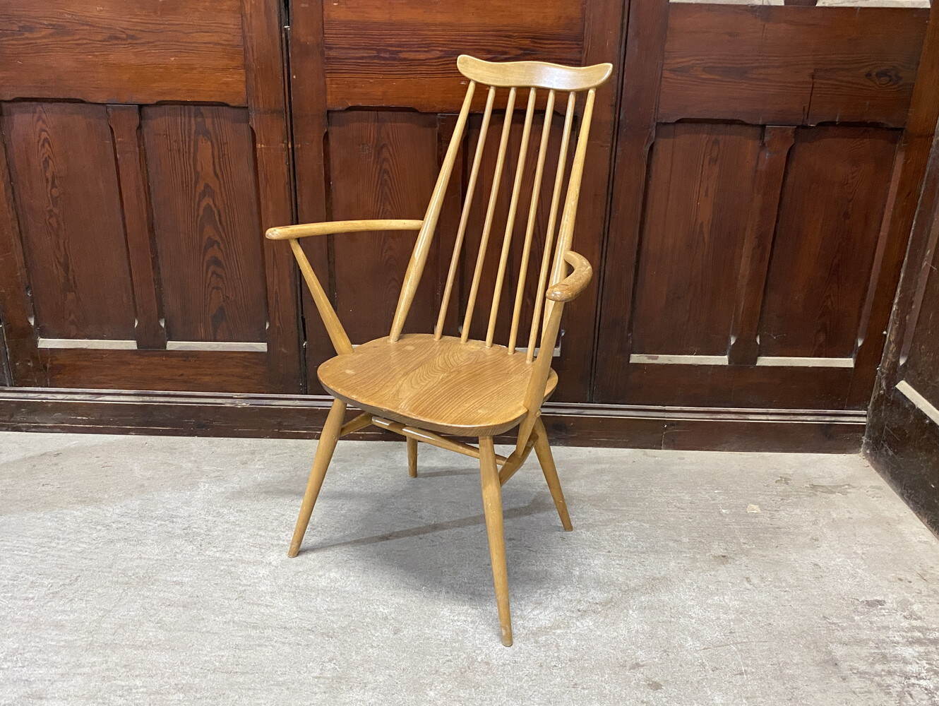 ゴールドスミスアームチェア ERCOL