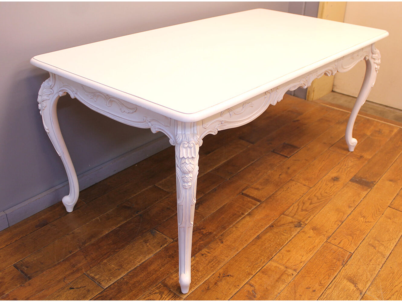 ダイニングテーブル