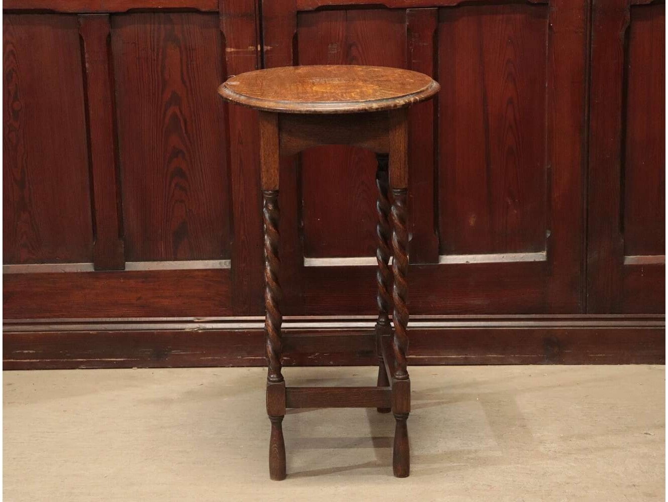 オケージョナルテーブル