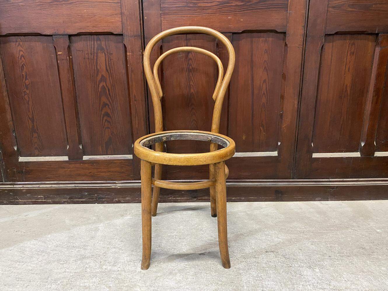 ベントウッドチェア