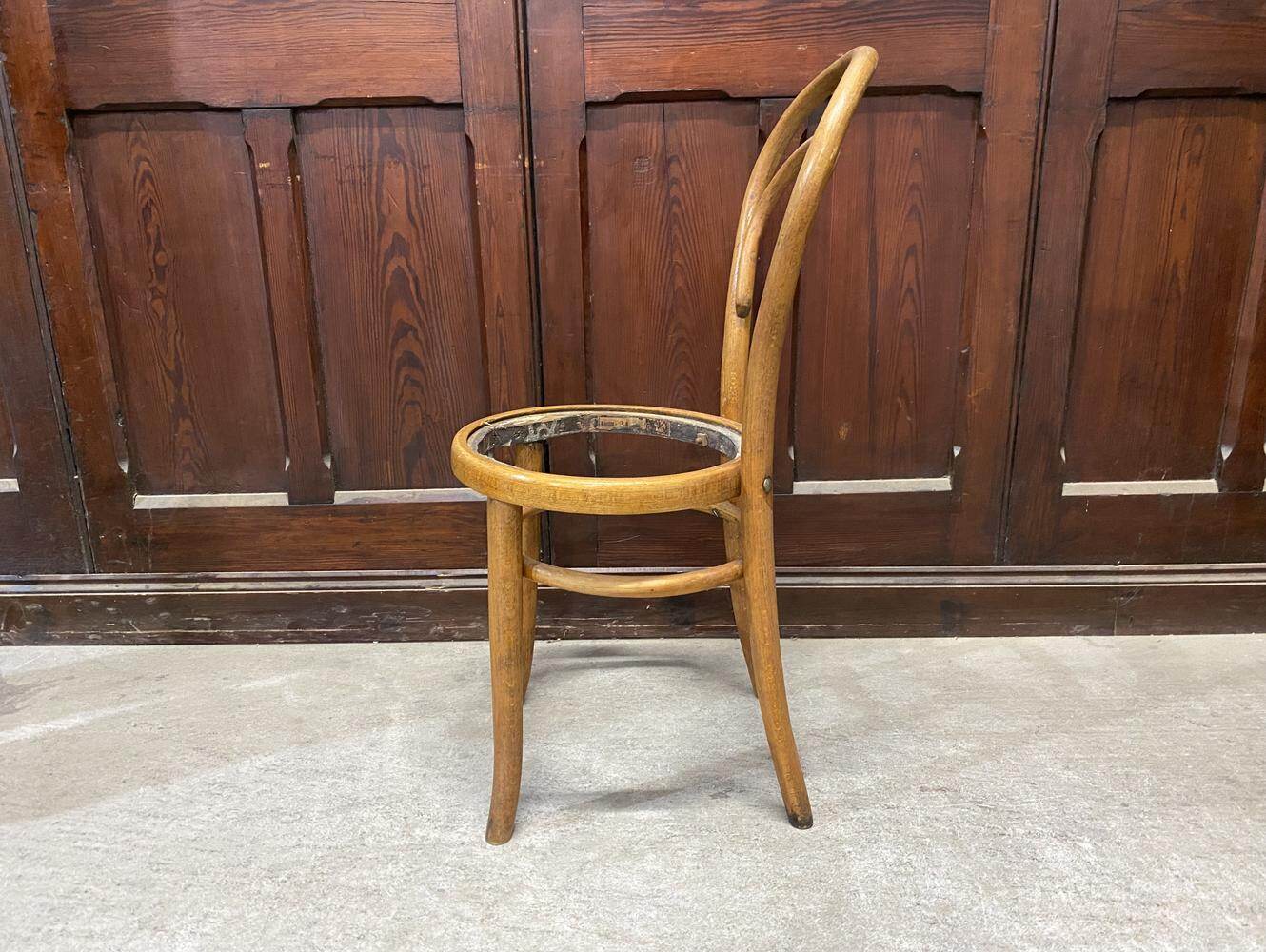 ベントウッドチェア