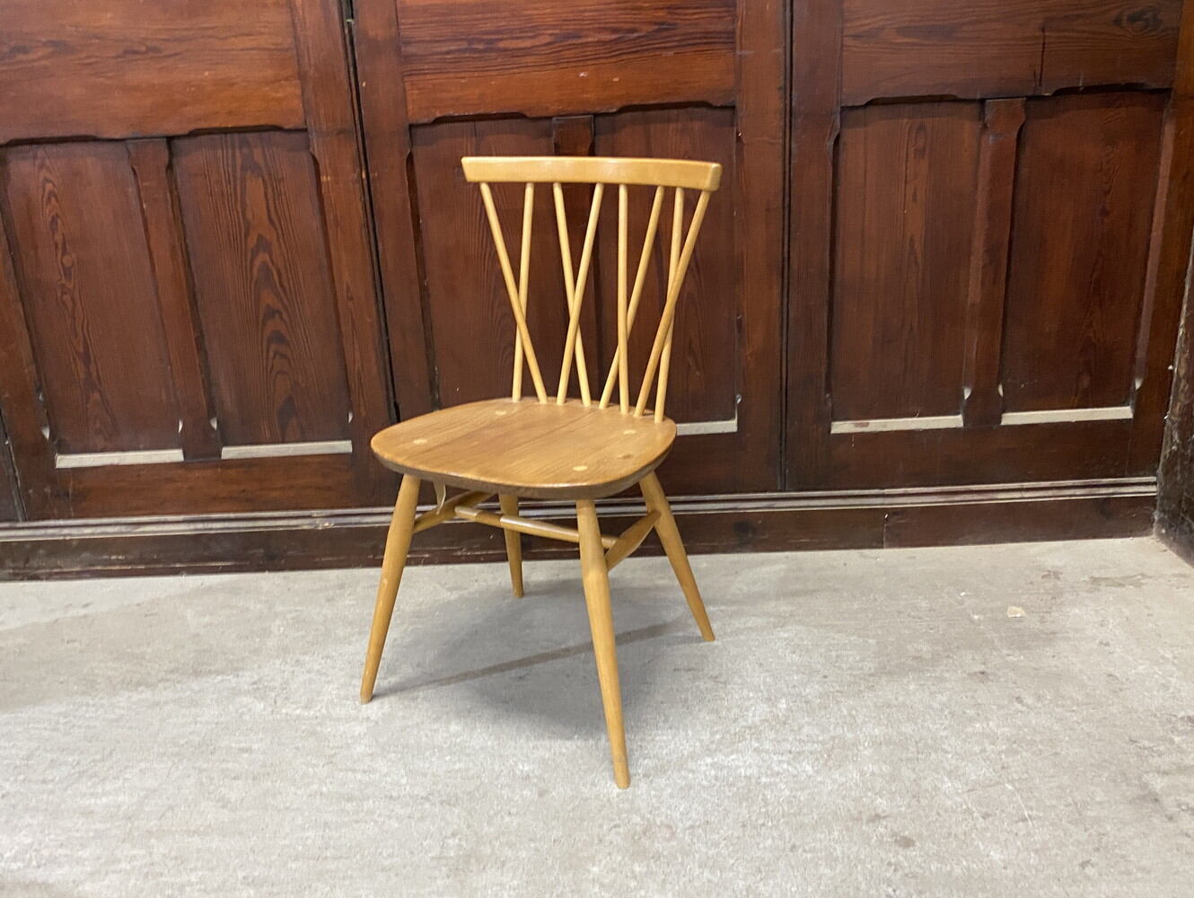 エックスバックチェア ERCOL