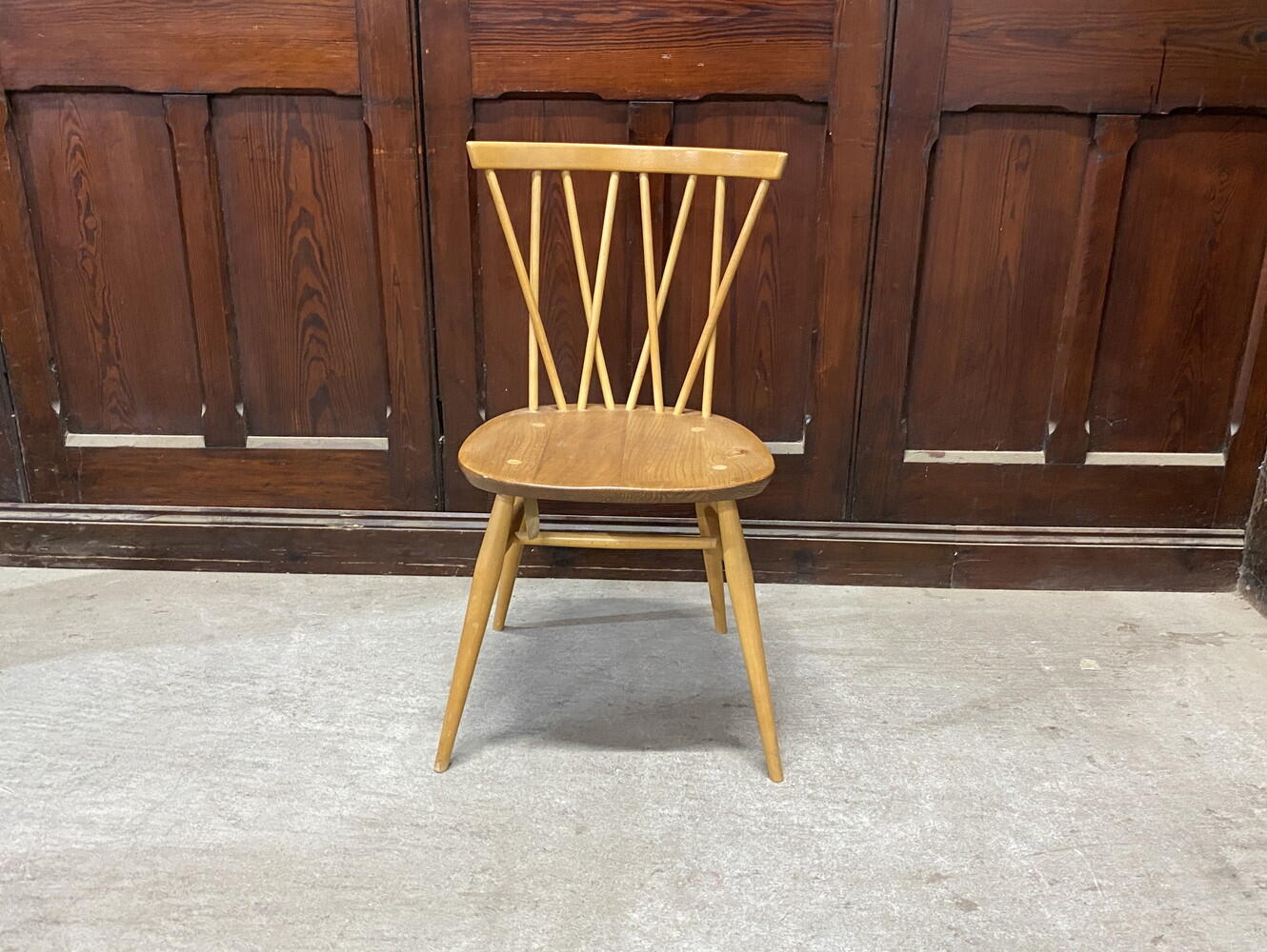 エックスバックチェア ERCOL
