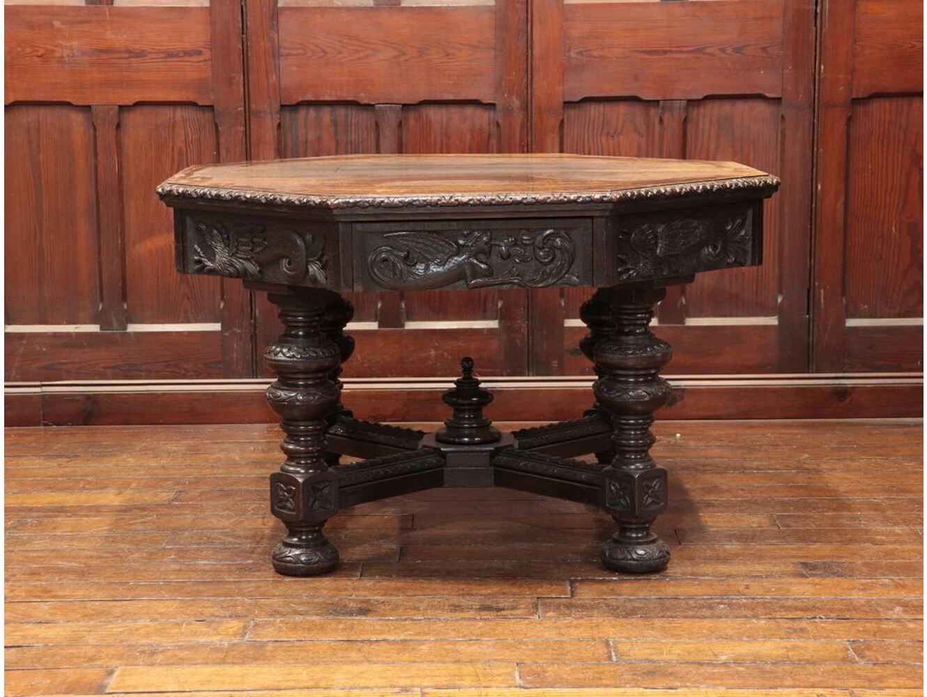 エントランステーブル