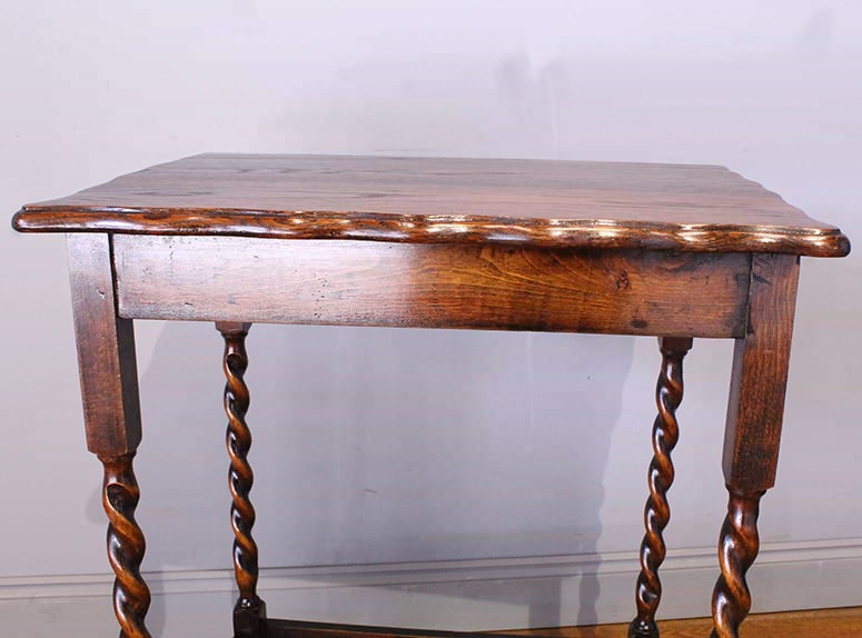 オケージョナルテーブル