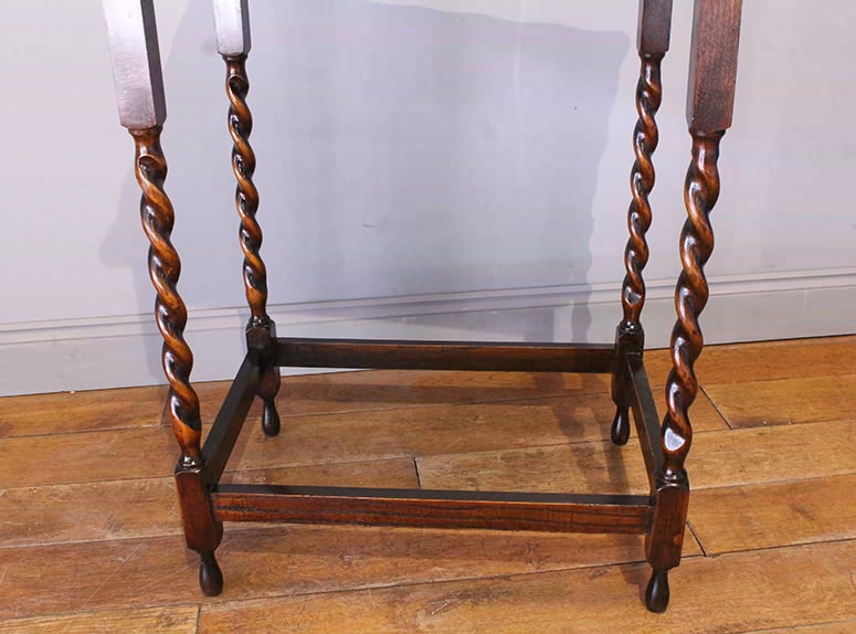 オケージョナルテーブル