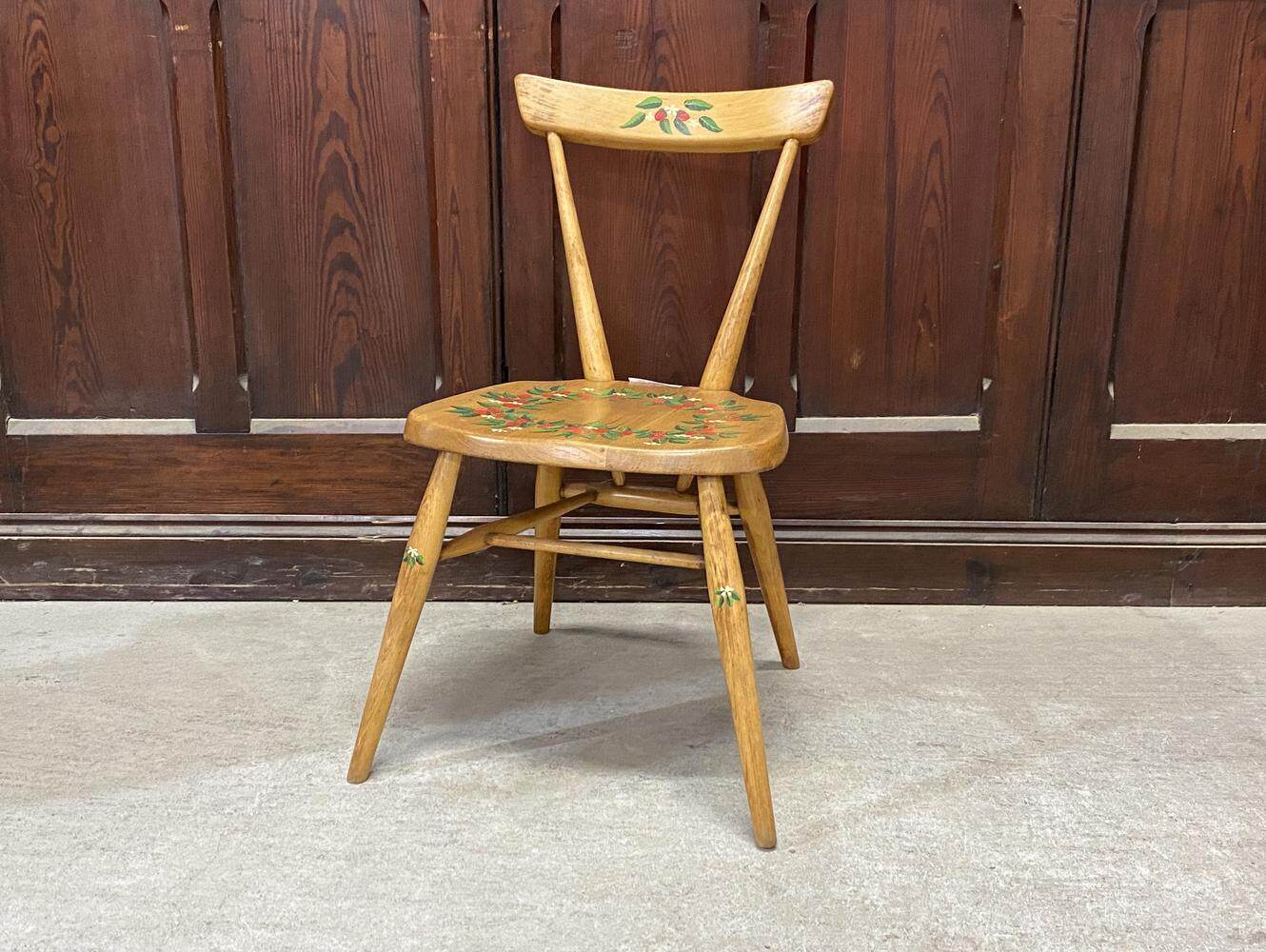 スタッキングチェア ERCOL