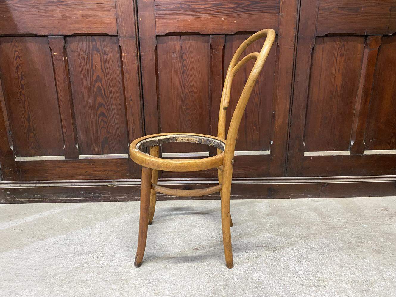 ベントウッドチェア