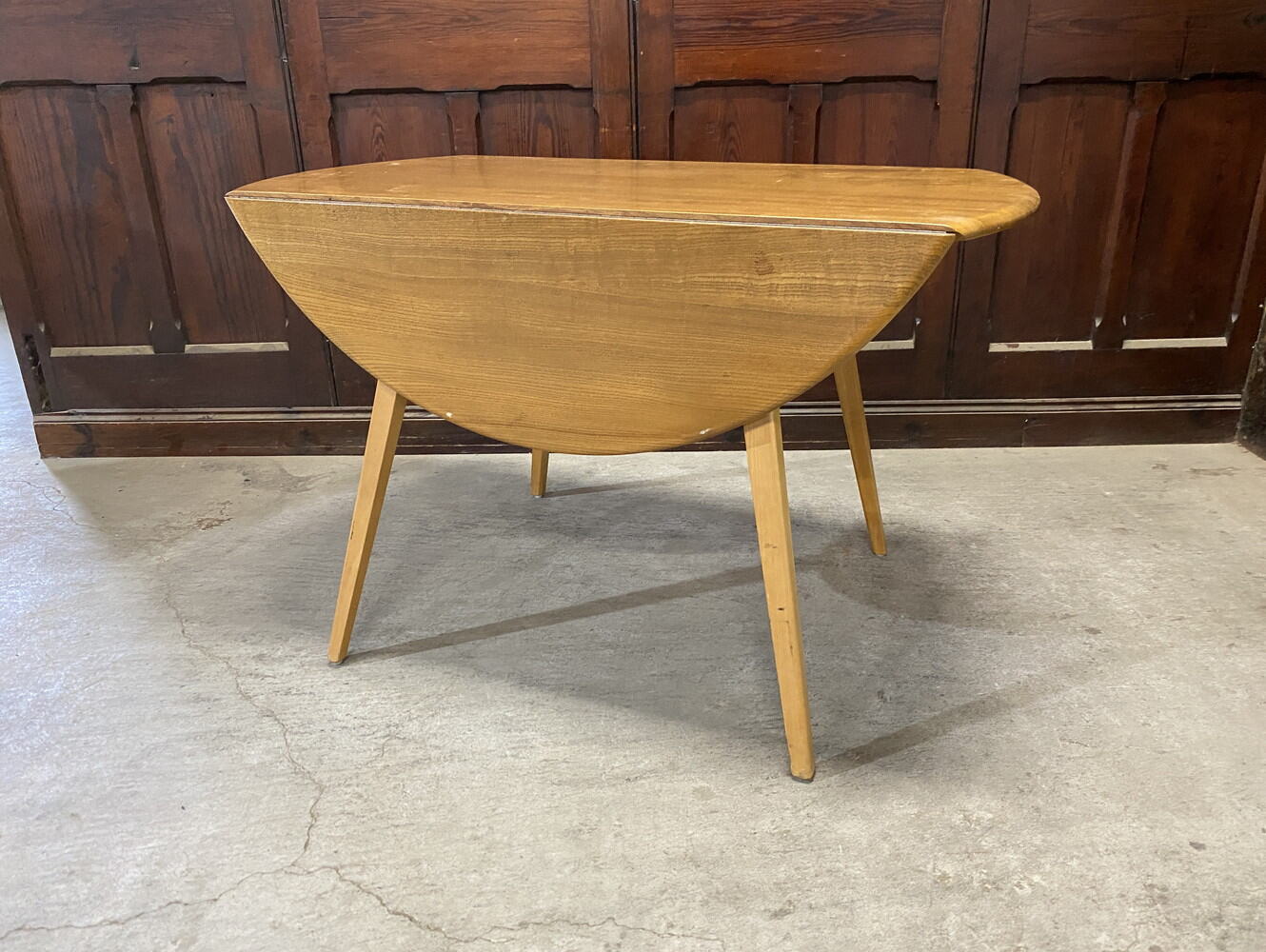 バタフライテーブル ERCOL