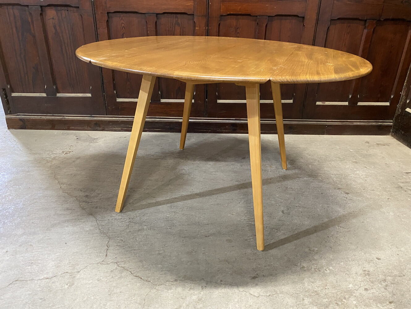 バタフライテーブル ERCOL