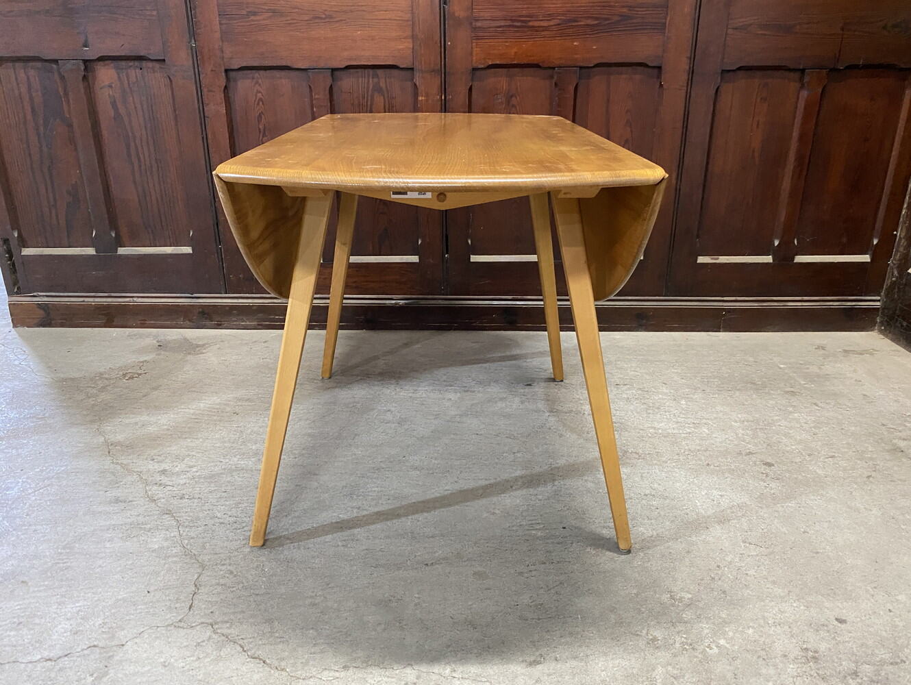 バタフライテーブル ERCOL