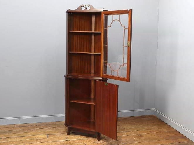 イギリス アンティーク　家具 コーナーキャビネット　1950年頃 510A イギリス アンティーク 家具 コーナーキャビネット 1950年頃 510A
