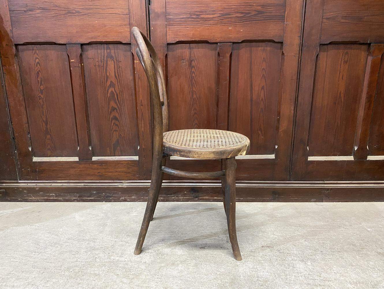 ベントウッドチェア