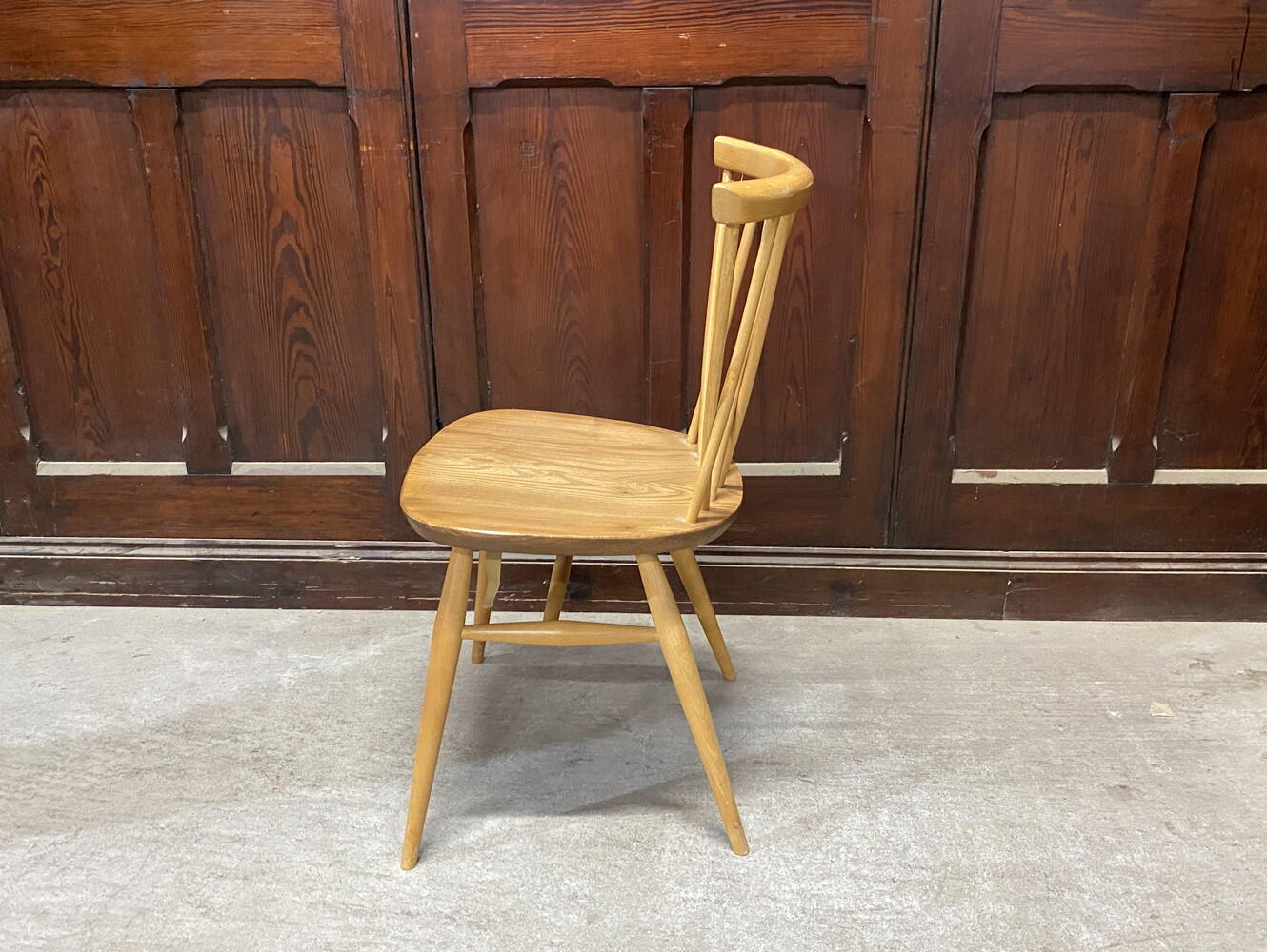 エックスバックチェア ERCOL