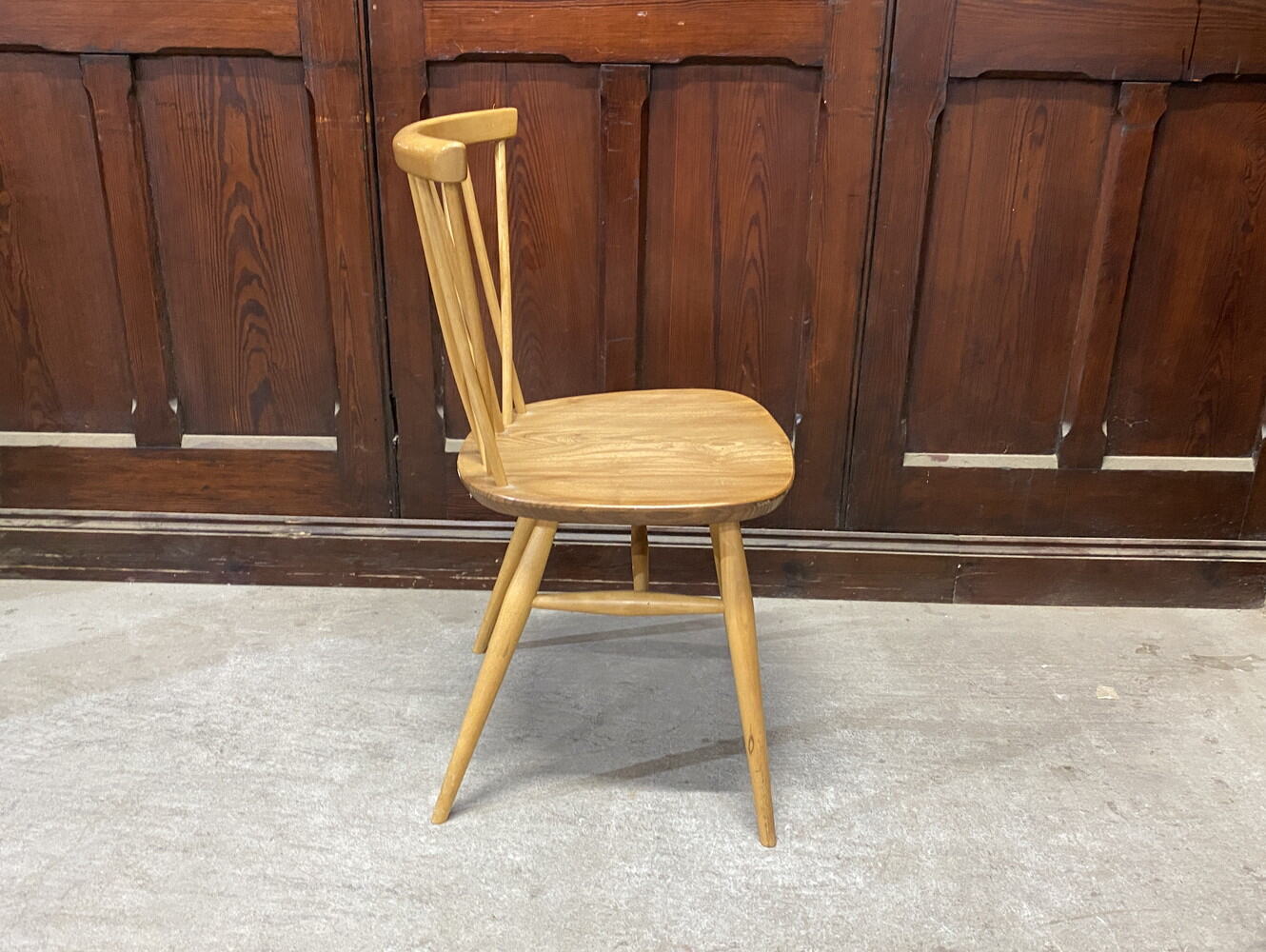 エックスバックチェア ERCOL