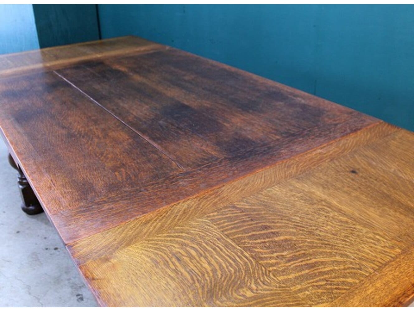 ドローリーフテーブル