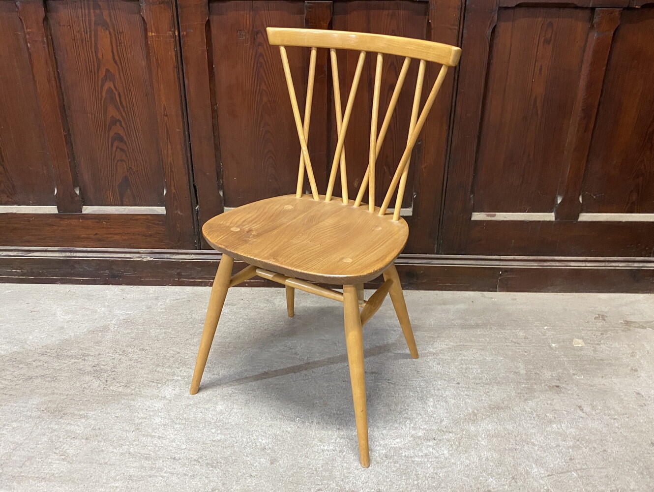 エックスバックチェア ERCOL