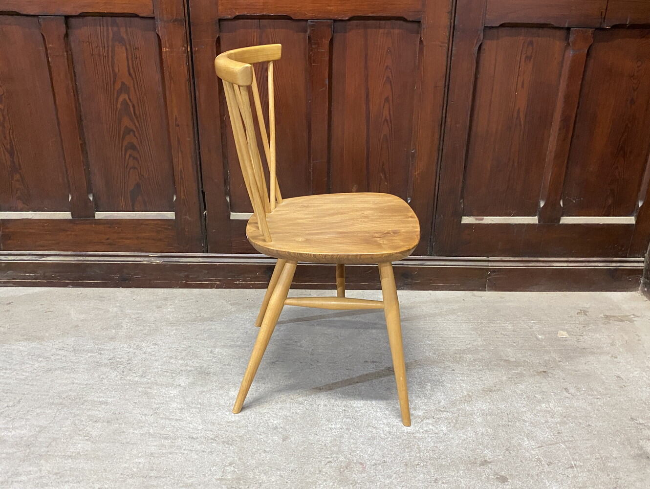 エックスバックチェア ERCOL