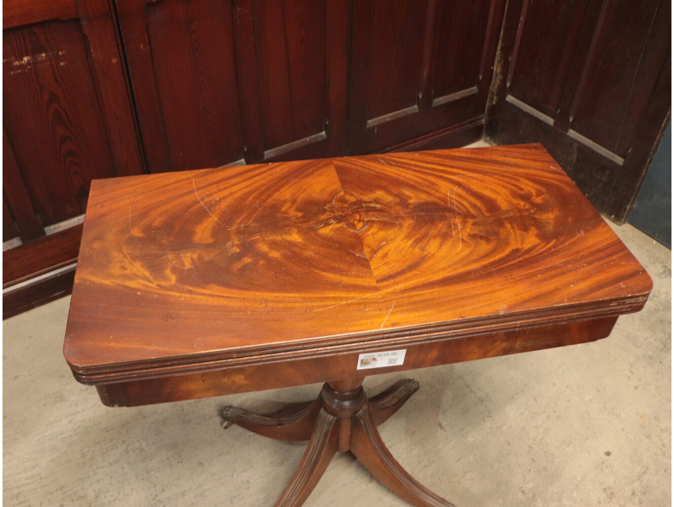 ゲームテーブル